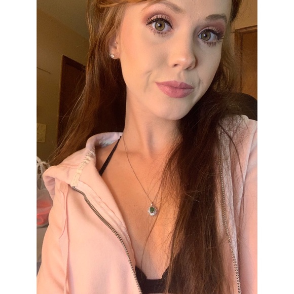 Meet your Posher, Connor - Picture 2 of 8